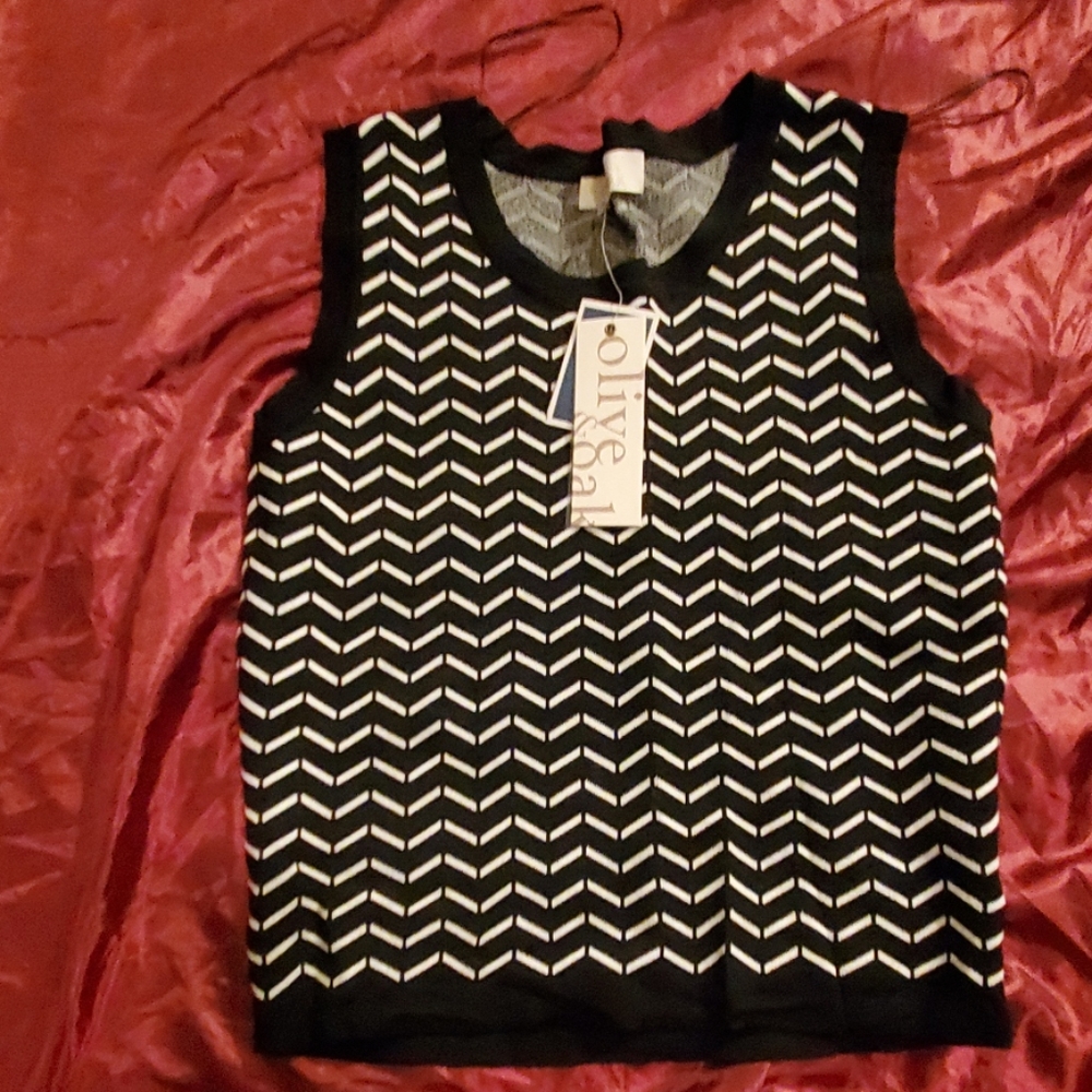 Olive oak women's shirt